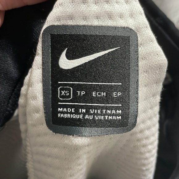 Nike Sportswear Essentials Womens Black With White Woven Flare High Rise Size XS - Picture 2 of 15